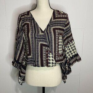 Sadie & Sage Sz Small Wrap Front Top